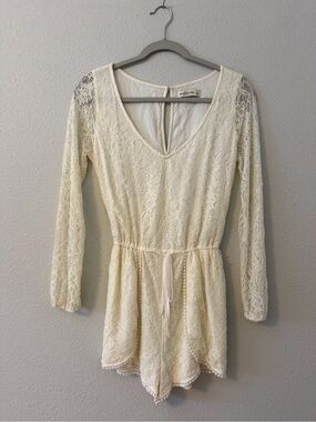 Abercrombie & Fitch Cream Women's Lace Romper